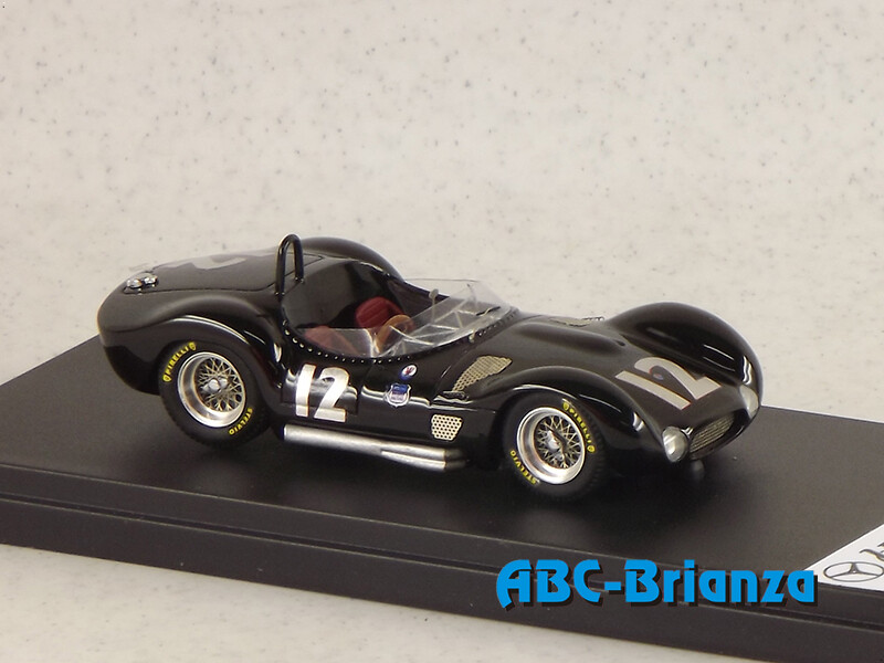 JFB007 - MASERATI TIPO 61 BIRDCAGE  CH. 2454 Loyal KATSKEE  # 12 Governor's trophy, Nassau 1959