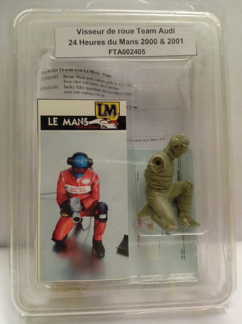 LE MANS MINIATURES LMFTA002405M MECHANIC UNDOING WHEELS