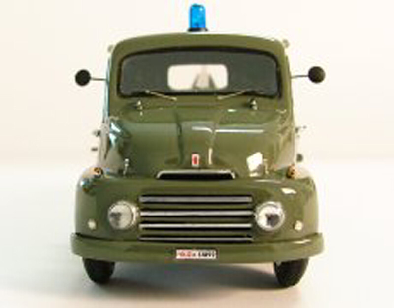 TIPM011D FIAT 615 1° SERIE SOCCORSO POLIZIA GRIGIO VERDE