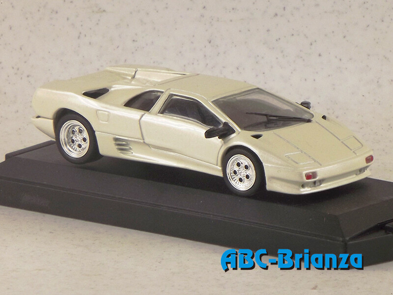 MACADAM MACAAM020W Lamborghini Pearl White