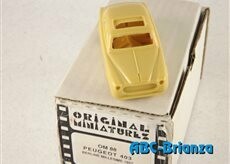 ORIGINAL MINIATURES OMK088 PEUGEOT 403 BERLINE MILLESIME 1957