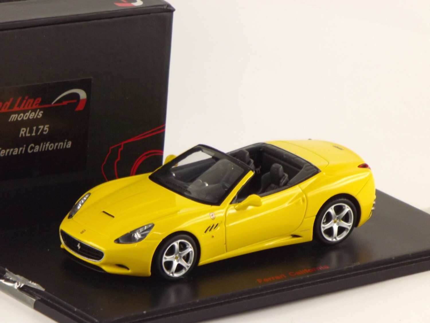 RED LINE RL175 FERRARI CALIFORNIA SPIDER 2008 YELLOW