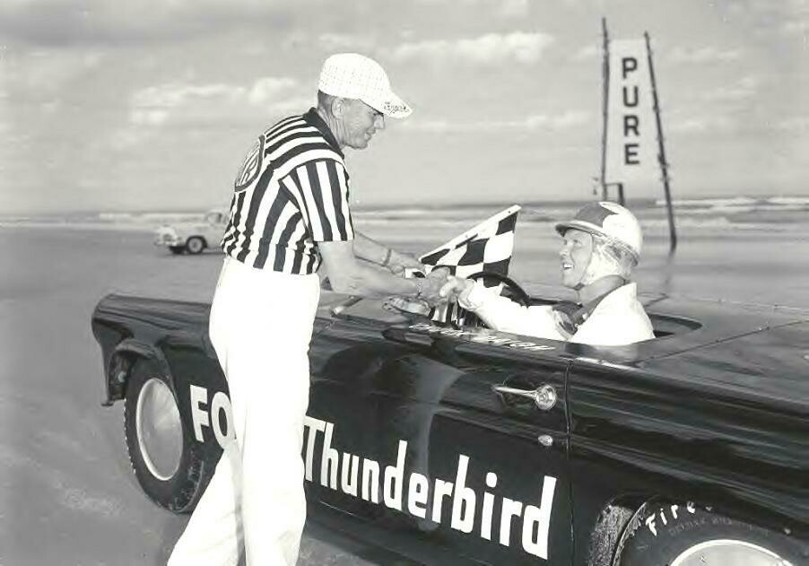 RIO MODEL RIO4488 FORD THUNDERBIRD - Daytona Beach 1957 - C. Daigh