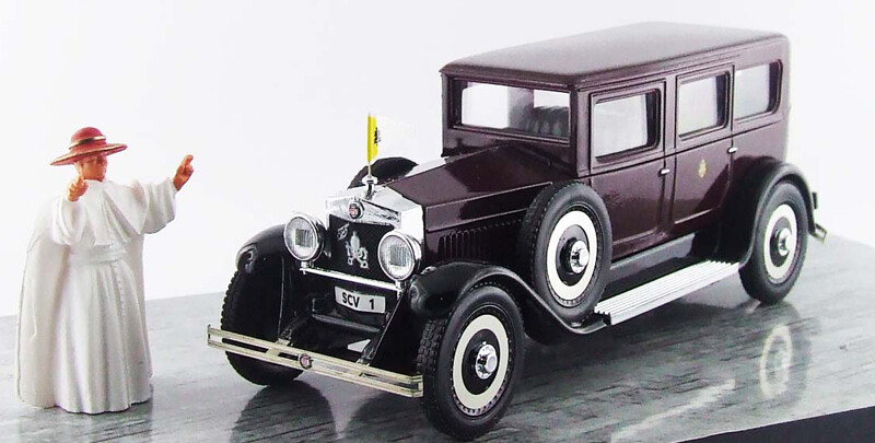 RIO MODEL RIO4480-P FIAT 525 Papa Pio XI personal car donated by Senator Agnelli + Figure