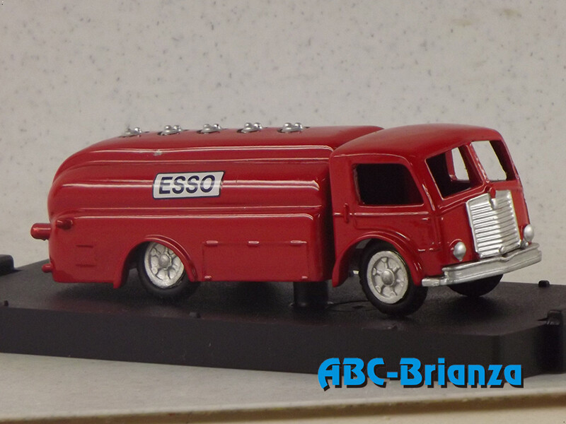 SCOTTOY27E  AUTOBOTTE VIBERTI 'ESSO' RED