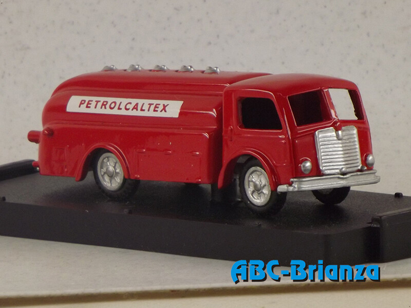 SCOTTOY 27PC AUTOBOTTE VIBERTI 'PETROLCALTEX'