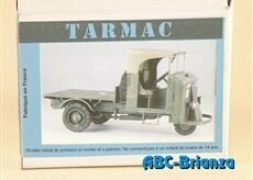 TARMAC TAR48004 TRACTEUR DE PISTE FRANCAIS FAR 22 X