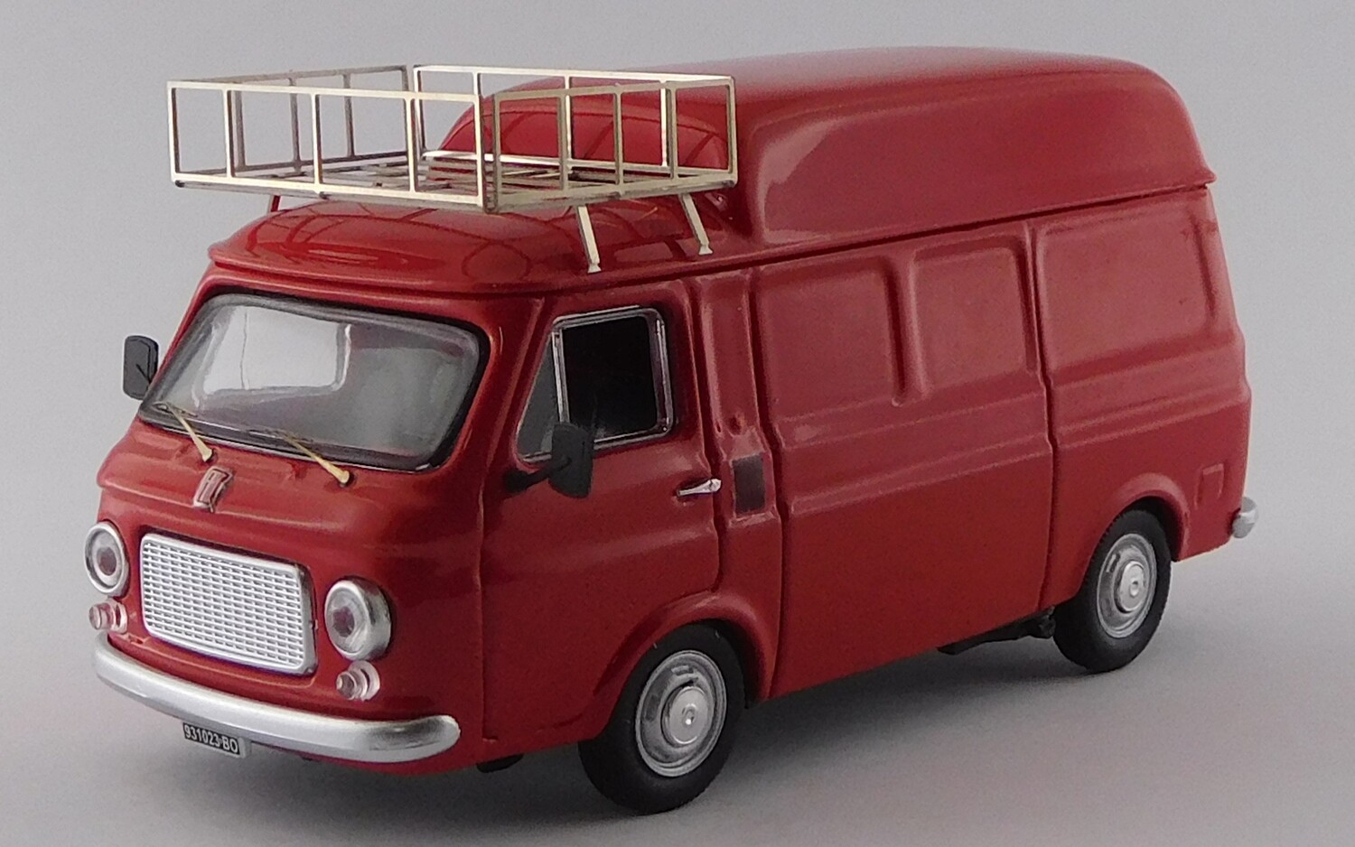 RIO MODEL RIO4644 FIAT 238 Tetto alto con portapacchi