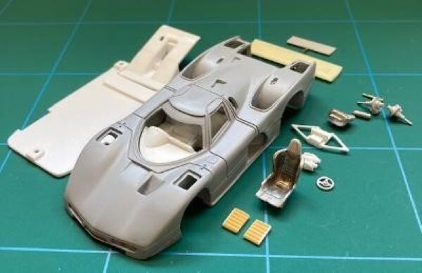 MARSH MODEL MSHKMM300  Ford MKIV  LE MANS 1967 (#1 Gurney/Foyt-#2 McLaren/Donohue-#3 ANDRETTI-BIANCHI -#4 HULME-RUDY) 4 versions KIT