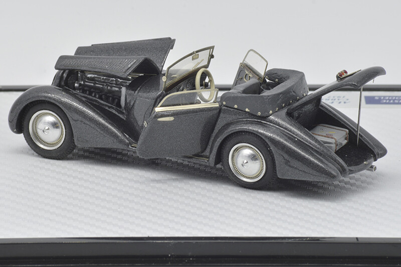 ALFA MODEL 43 AM43AM08 ALFA ROMEO 8C 2900 B CABRIOLET PININFARINA