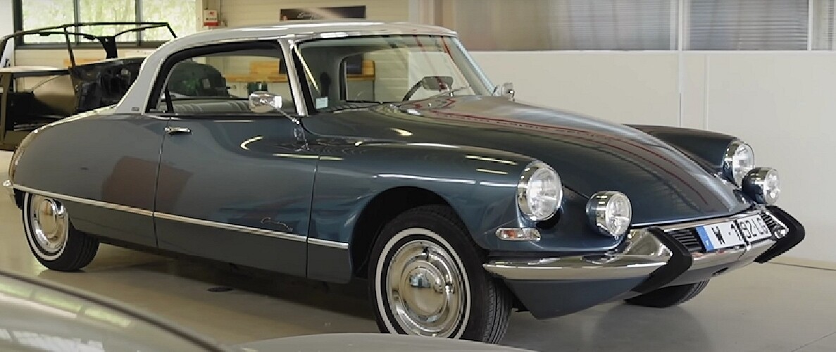 EVRAT240 CITROËN DS19 COUPÉ GRAND PALAIS 2 GÉRARD GODFROY BLUE