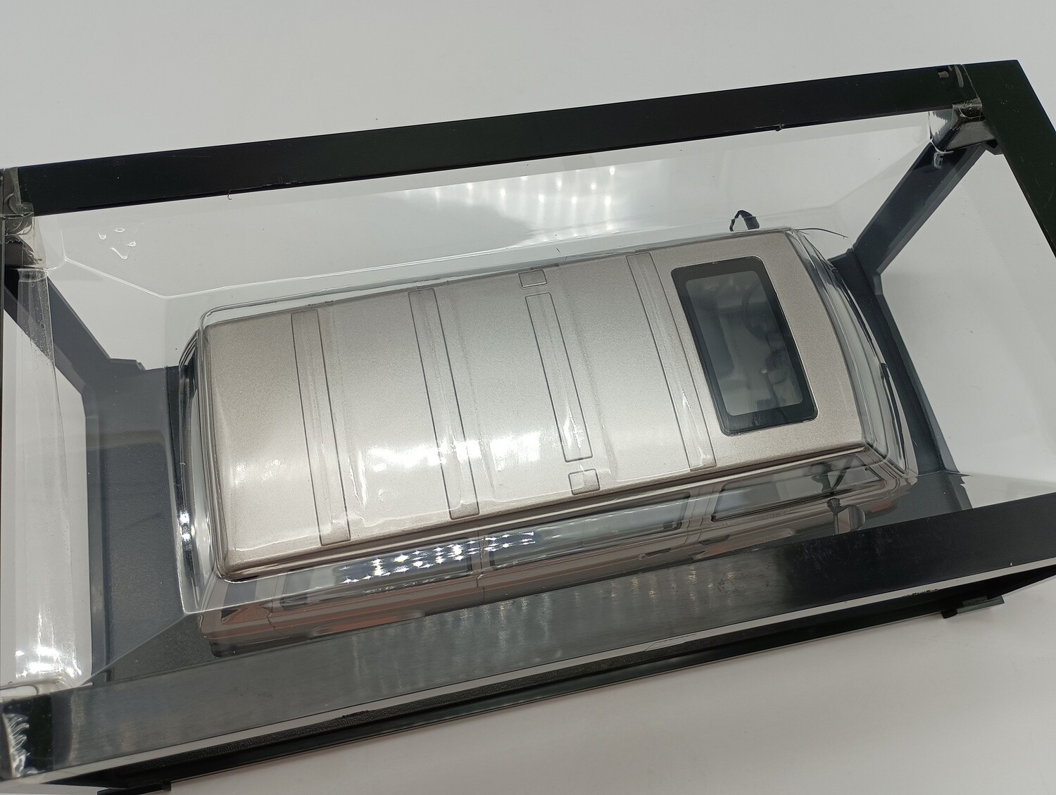 KK SCALE KKDC180992 VW BUS T3 MULTIVAN MAGNUM 1987