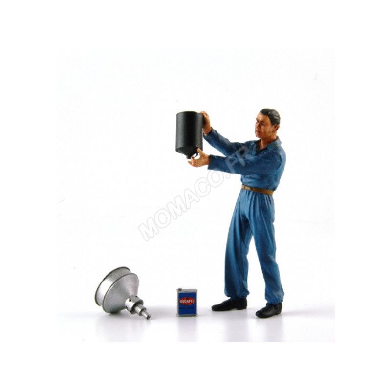LE MANS MINIATURES  LMFLM118045-D1 LUCIEN remplisseur d'essence Bugatti T59 (combination bleue)