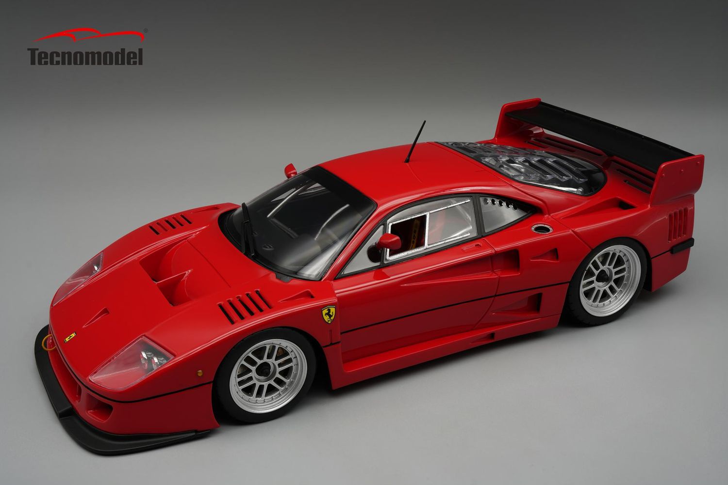 TECNOMODEL TM18-286G	Ferrari F40 LM 1986 Press Rosso Corsa Enkel Wheels, silver color