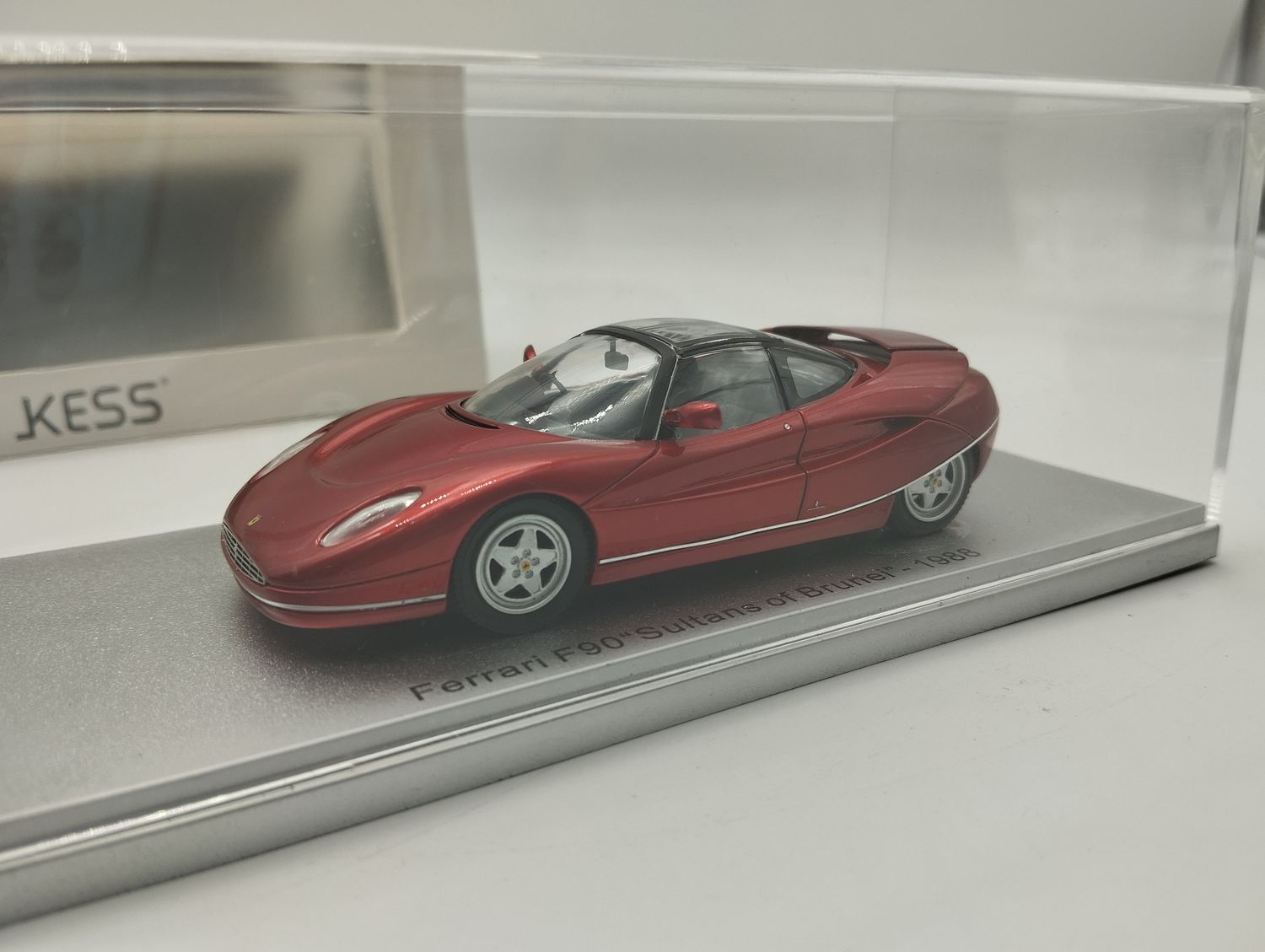 KESS43056240 FERRARI F90 PININFARINA 1988 PERSONAL CAR SULTAN OF BRUNEI