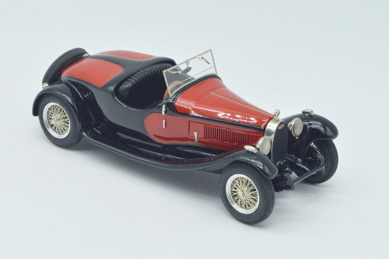 ABC387 - BUGATTI T44 CH 44725 ROADSTER VERT-PLANAS 1928