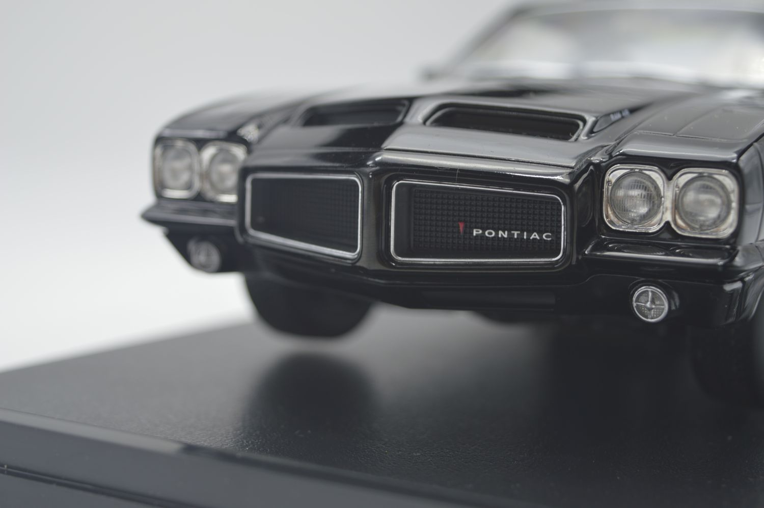 KK SCALE KKDC181351 PONTIAC LEMANS GTO 1972