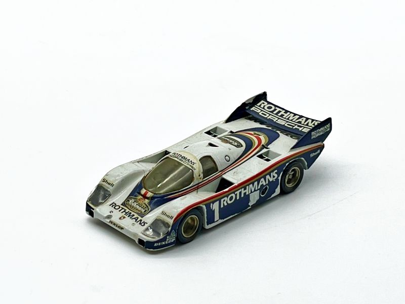 V018 - PORSCHE 956 ROTHMANS N.1