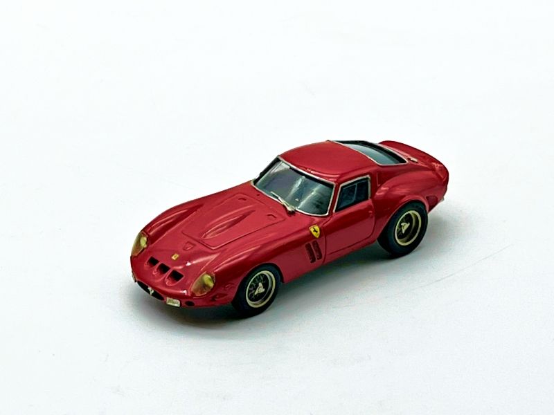 V067 - FERRARI GTO 1962 - STRADALE