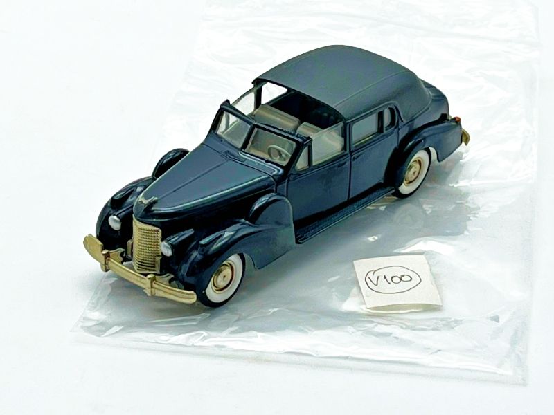 V100 - CADILLAC V8 LANDAU NERO