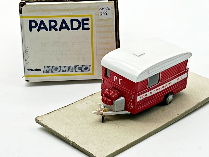 CVABC562 - PARADE - ROULOTTE POSTE DE COMMENDEMENT