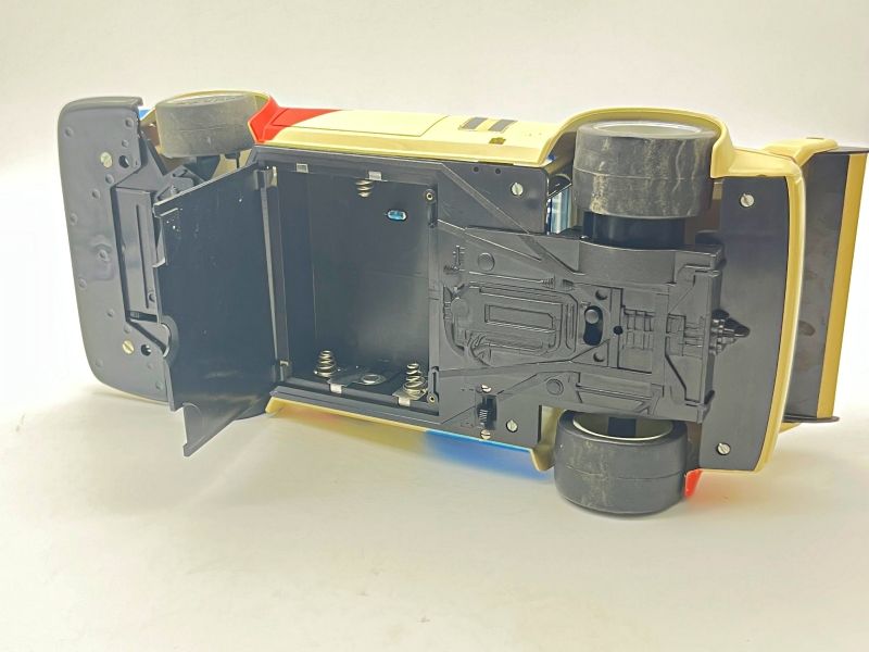 BMW-M3 MODELLO A BATTERIE