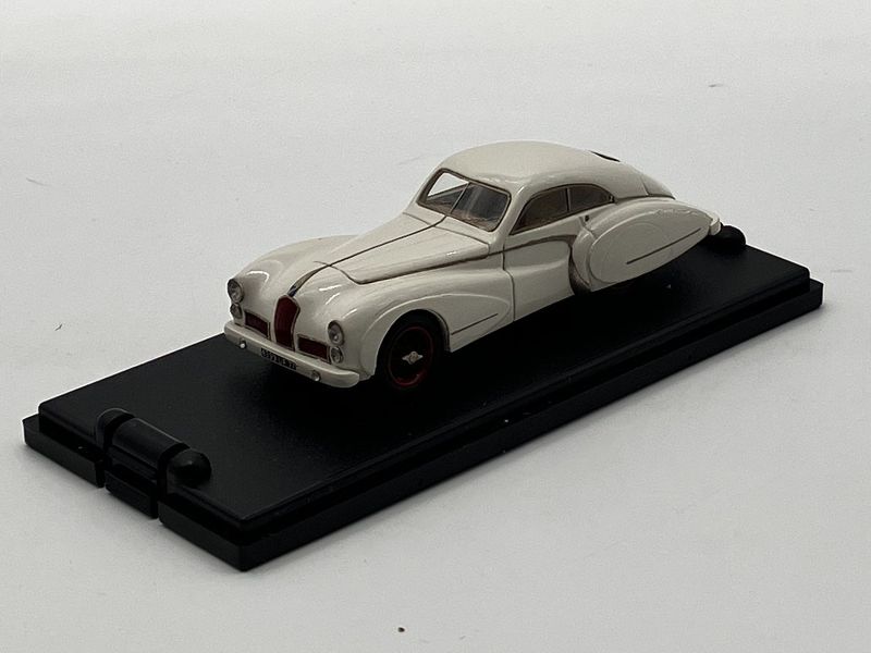 MACO69D - TALBOT LAGO T26 GS coupe Saoutchick no 110.111 1949 MACO69D - TALBOT LAGO T26 GS coupe Saoutchick no 110.111 1949
