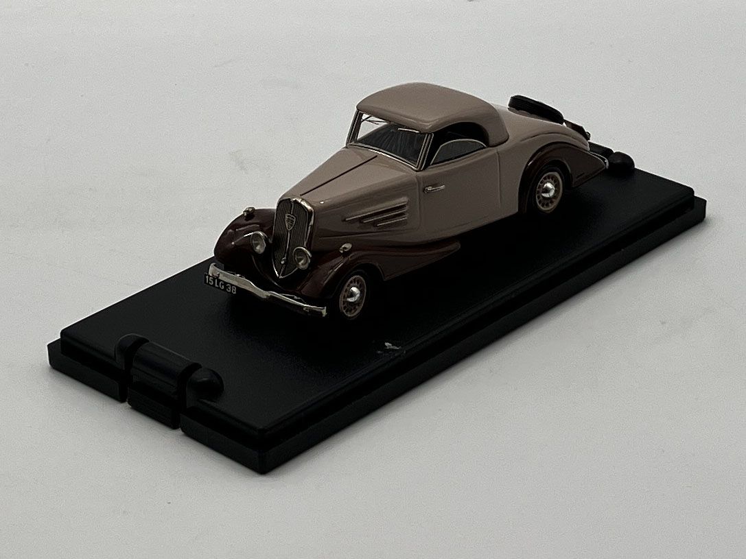 MACO079B - PEUGEOT 601 ECLIPSE COUPE 1935 BICOLORE MACO079B - PEUGEOT 601 ECLIPSE COUPE 1935 BICOLORE