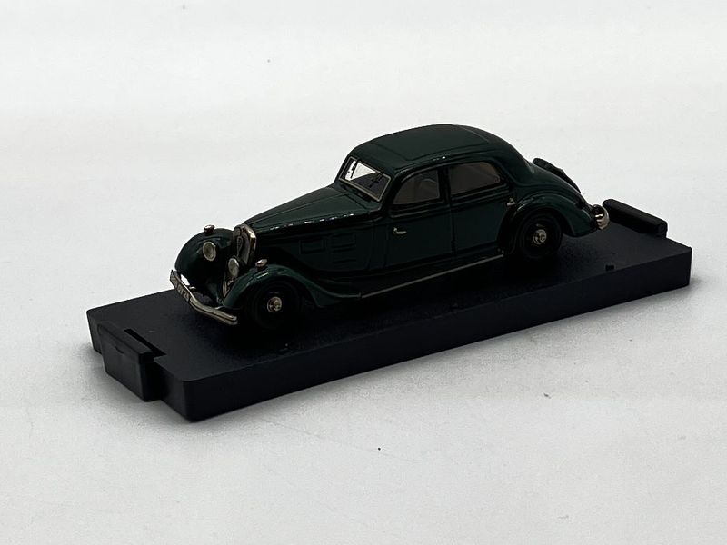 MACO90 - PEUGEOT NP9r 601 DL berline aerodynamique ch. long 1935 vert MACO90 - PEUGEOT NP9r 601 DL berline aerodynamique ch. long 1935 vert