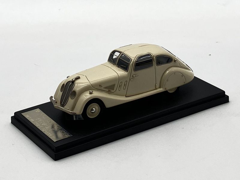 MACO106 - RENAULT NERVASPORT AEROPROFIL GRUMMER 1934 MACO106 - RENAULT NERVASPORT AEROPROFIL GRUMMER 1934