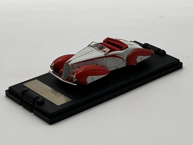 MACO93D - DELAHAYE 135 roadster court Figoni No6 1937 restauree gris -rouge MACO93D - DELAHAYE 135 roadster court Figoni No6 1937 restauree gris -rouge