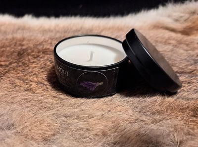 Kaars in blikje lavendel klein