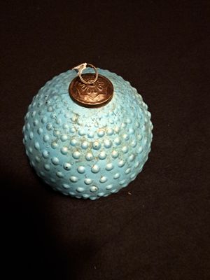 Grote metalen kerstbal