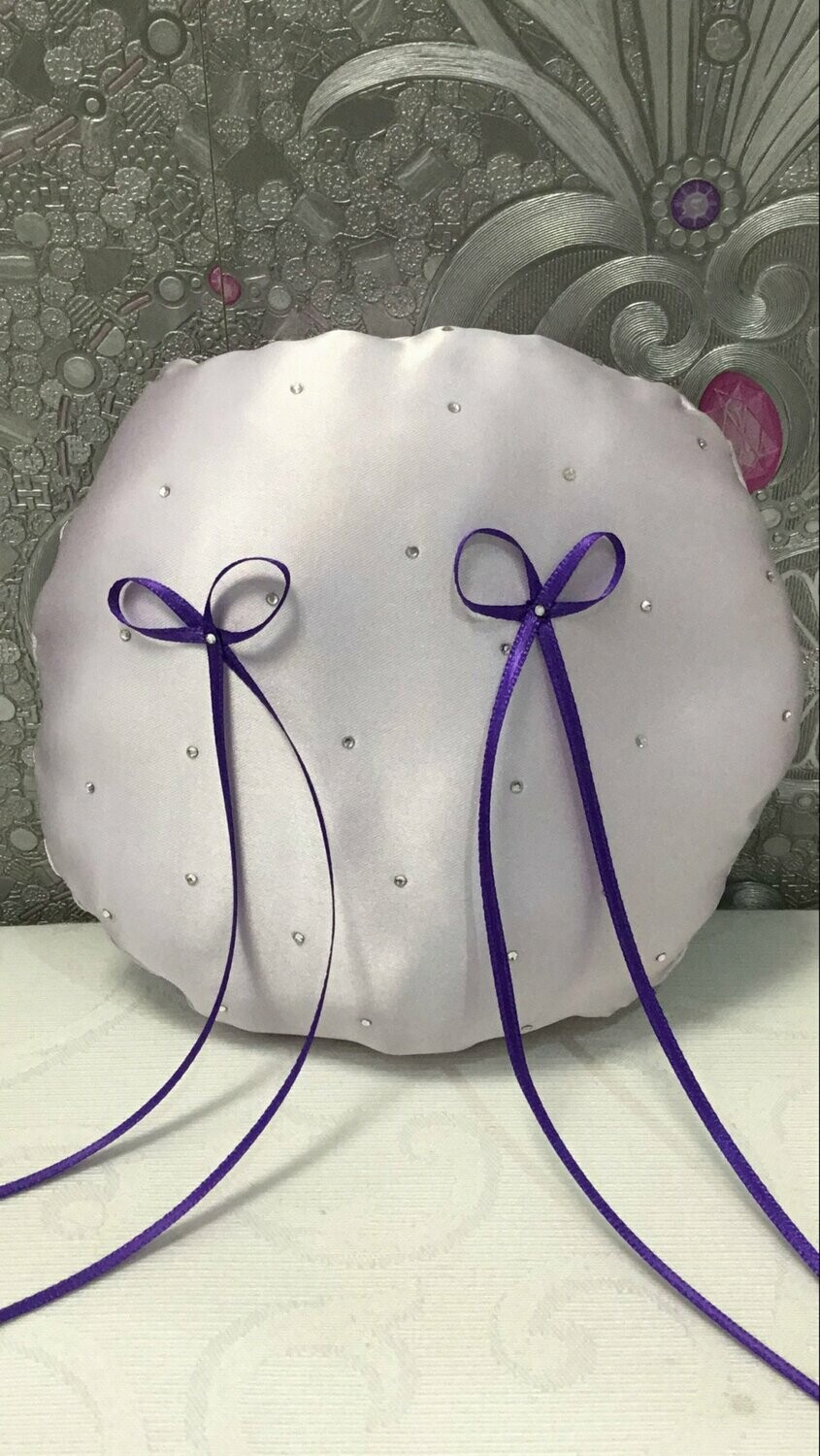 Ringkissen, SWAROVSKI Steine, Schlaufen, Violett, Hochzeitskissen, Trauung