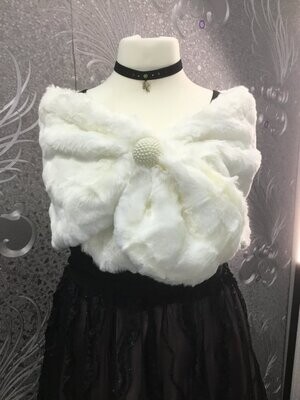 Webpelz-Stola in Ivory