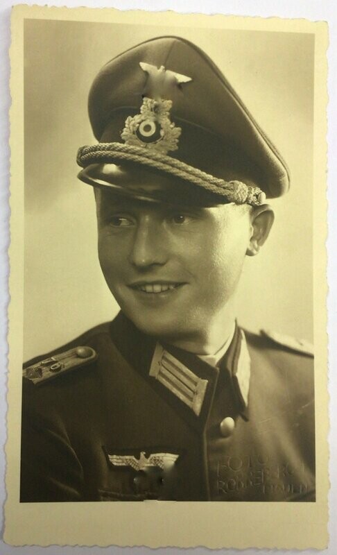Portrait-Photo Wehrmachtsoffizier mit Schirmmütze