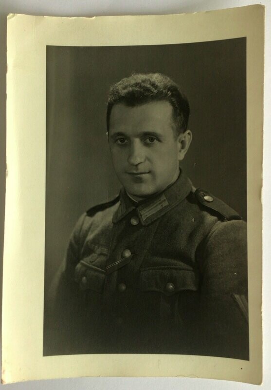 Portrait-Photo Wehrmachtssoldat