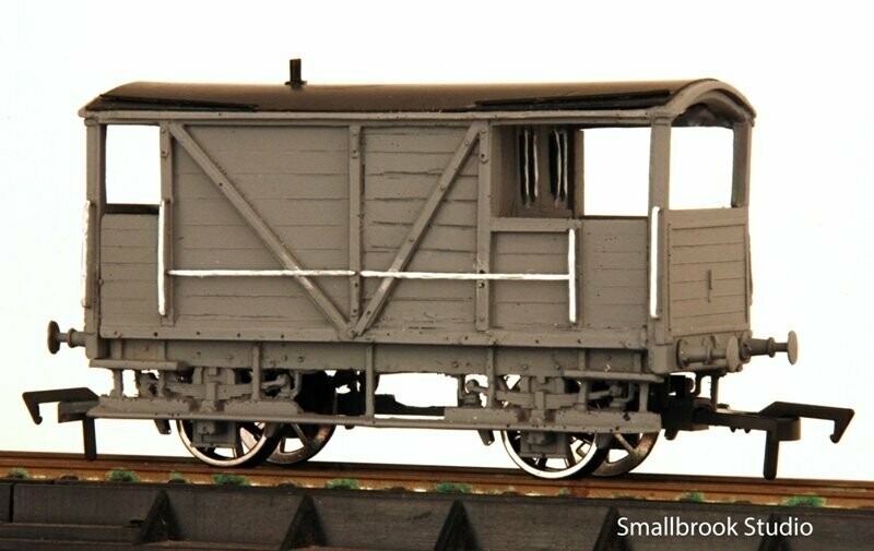 4mm 00 SR 10ton Road Van rebuilt by McLeod kit.