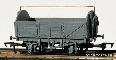 4mm 00 LBSCR 5 plank Round End Open Goods Waggon S.R. Dia. 1369 Kit.