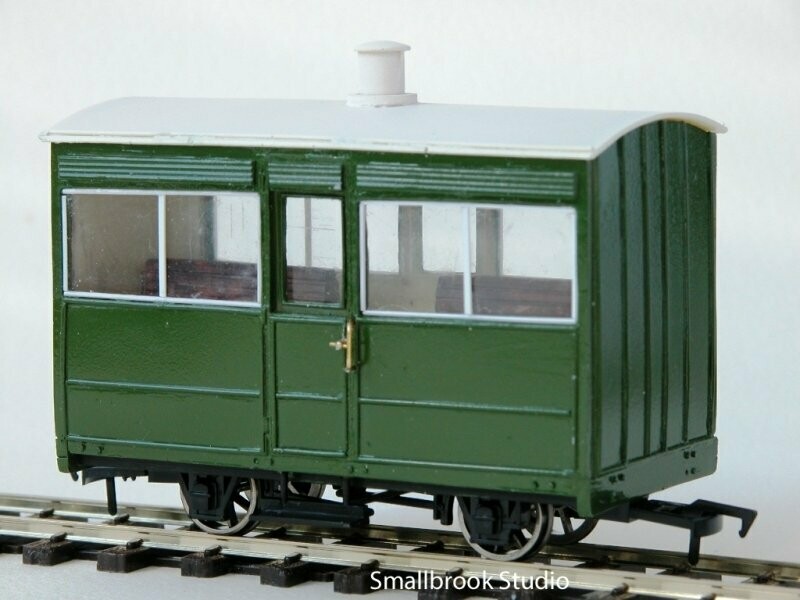 7mm NG Glynn Valley Tramway 3rd class 4 wheel Saloon Coach Body Kit + chassis