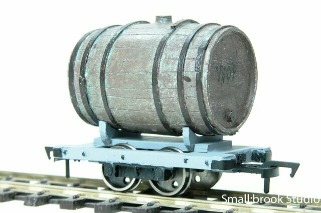 7mm NG Barrel mounted on Sand Hutton Rly waggon chassis Kit