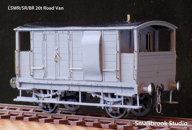 7mm fine scale 0 gauge LSWR/SR/BR(S) 20 ton Road Van (Brake Van) SR Dia. 1545&9
