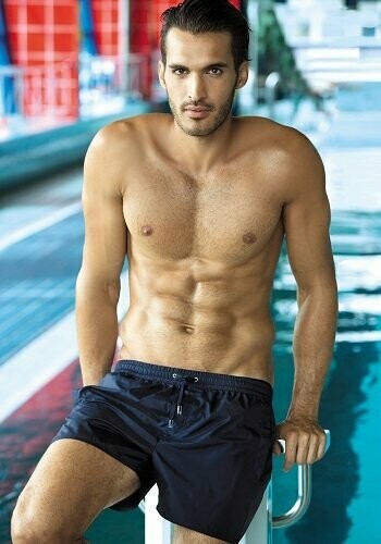 Plain Navy Swim-shorts
