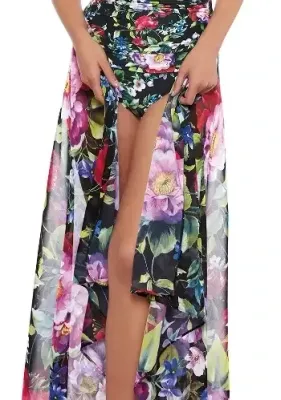 Roidal Ursula Pareo. Floral pattern on a Black background.