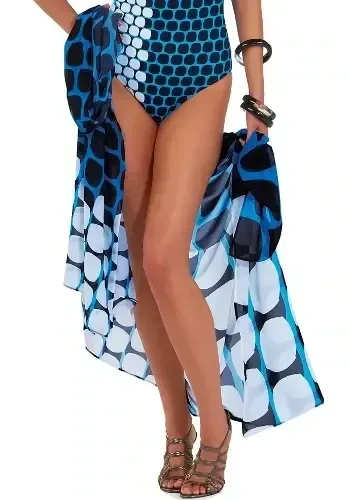 Roidal Bambu Bicolour Blue Dilan Pareo. The fabric is a geometric Blue and White print.