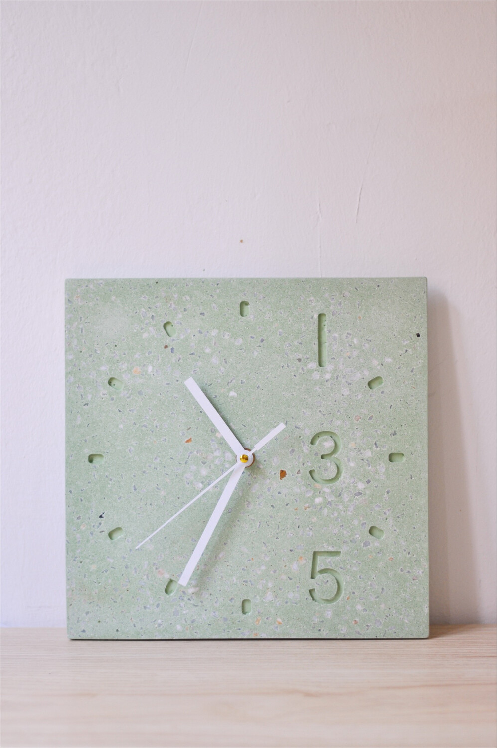 RELOJ