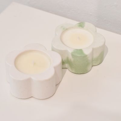 VELA FLOR CANELA NARANJA