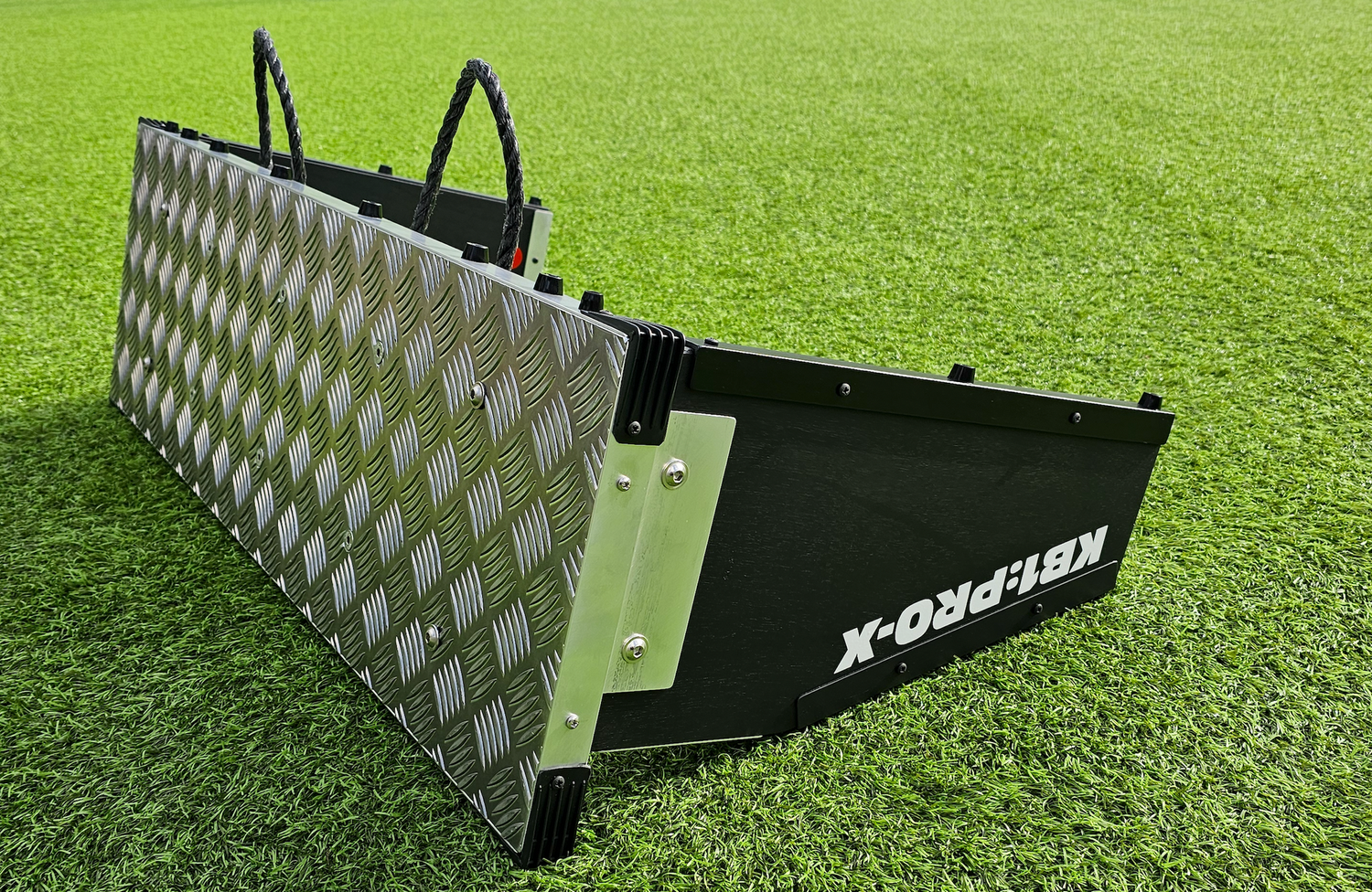 KB1:PRO-X Professional Football Rebounder