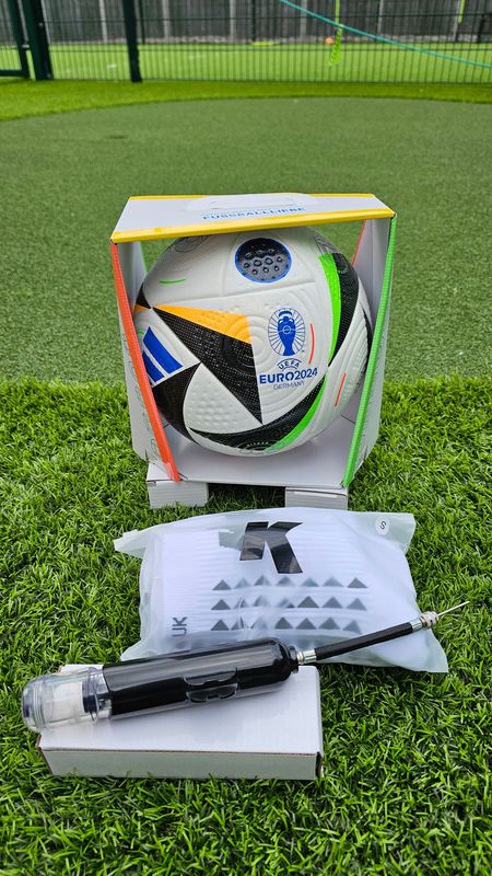 Original Adidas "Fussballliebe"  Euro Ball Size 5 / Grip Socks / Pump
