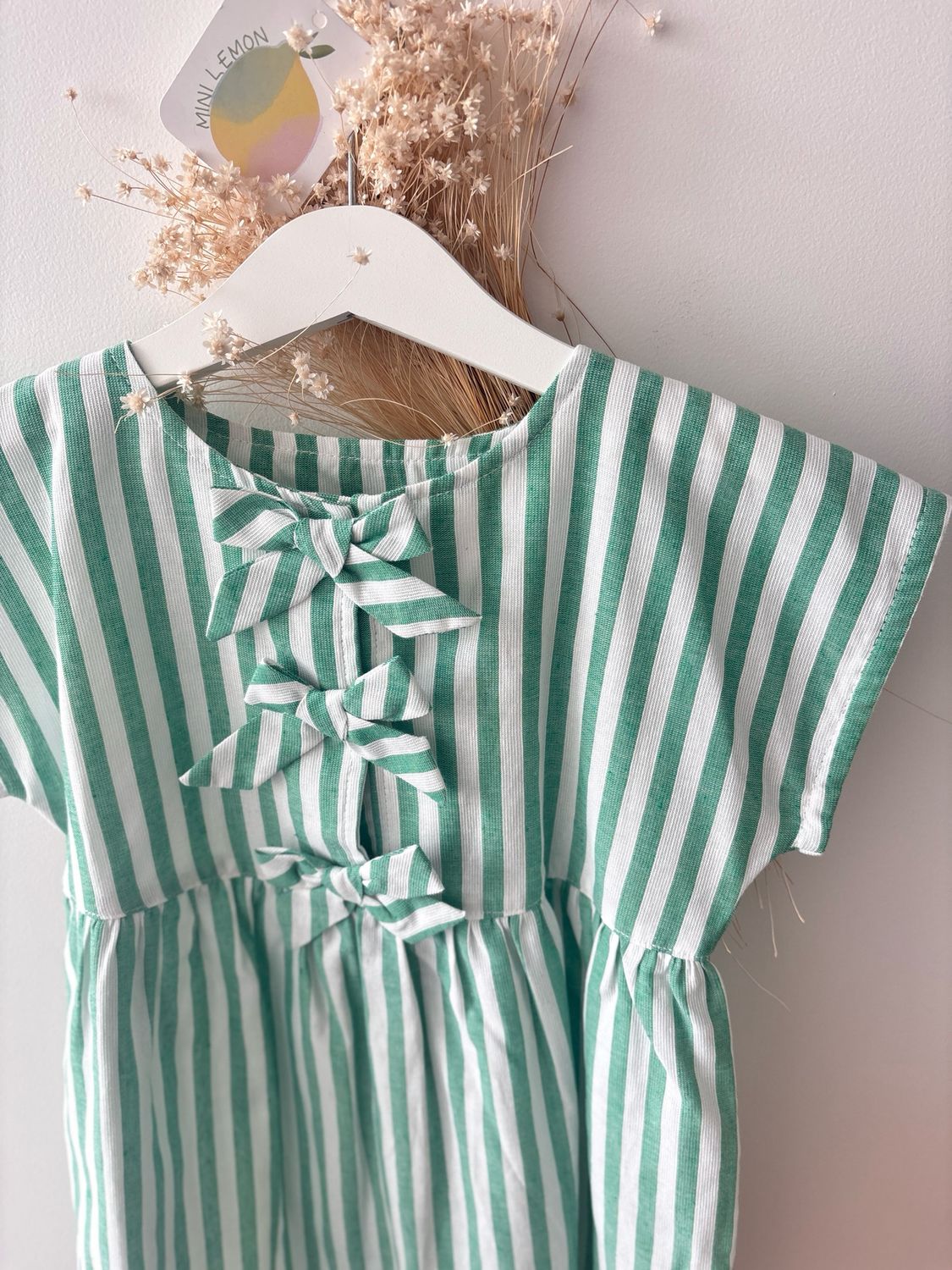 Vestido Sum laços